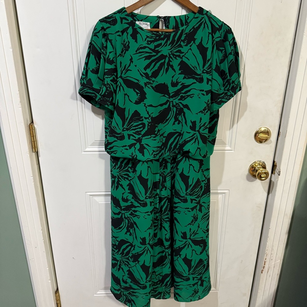 1980s Vintage JB TooGreen Floral Women's Dress